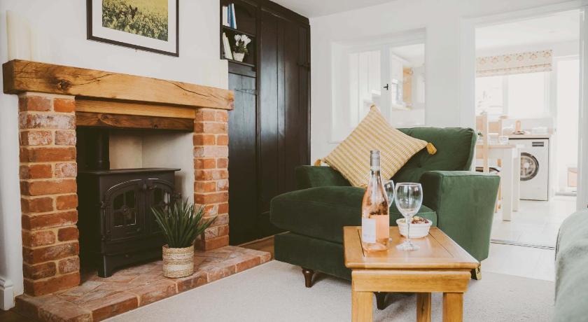 1 Chantry Cottage