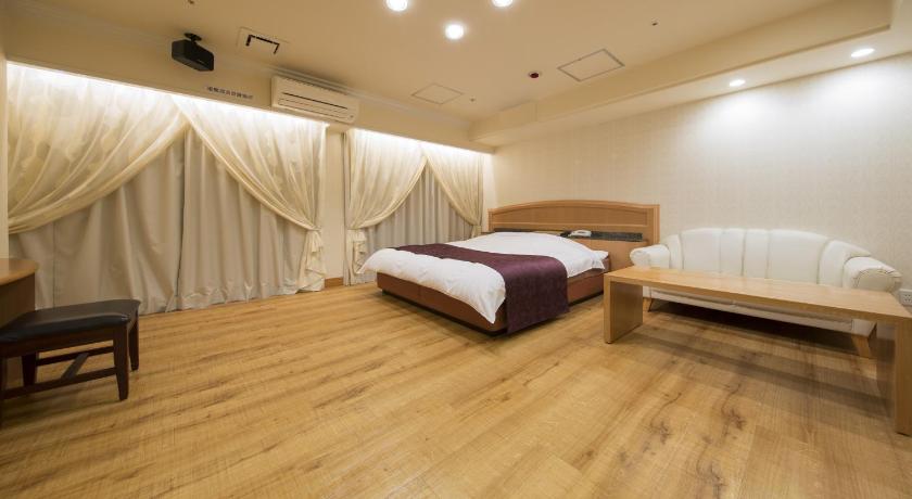 大阪 Hotel Alps 2星级 酒店 泳池