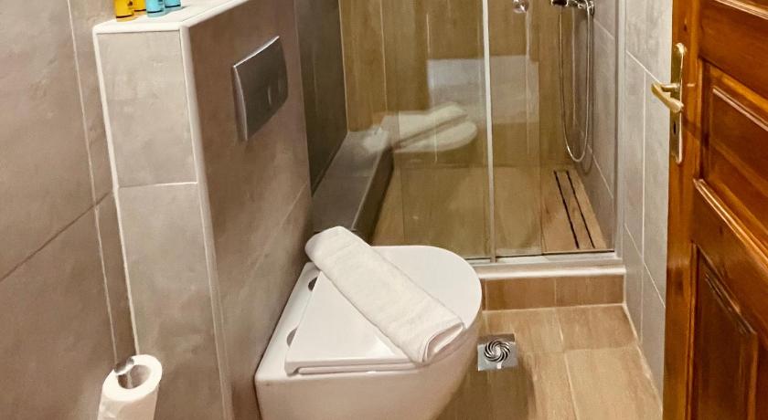 Image of Apartment with Sea View (4 Adults) 14