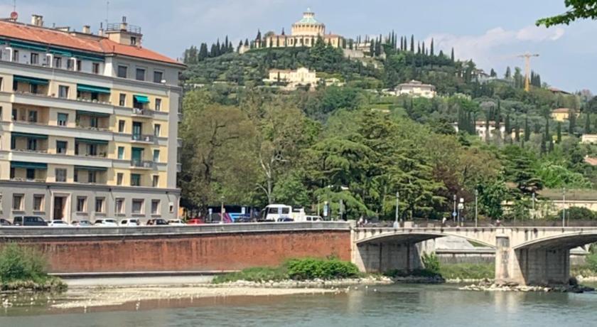 Notti sull'Adige photo