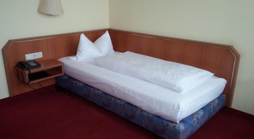 Hotel Berliner Ring photo