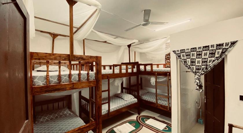 Sanaa Hostel — Hotel in Zanzibar