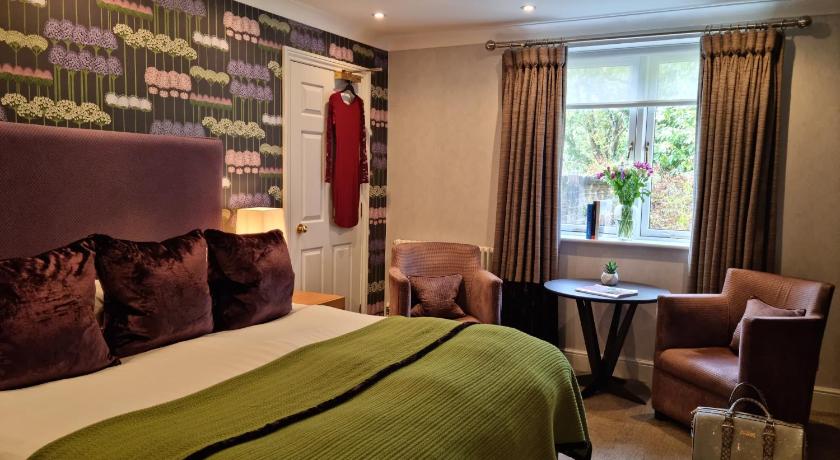 Image of Comfy King Room 7