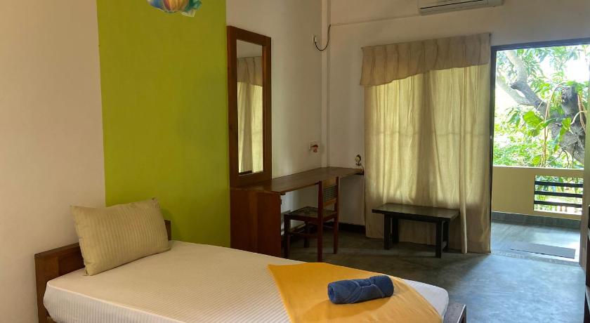 The Yala City Guest House photo