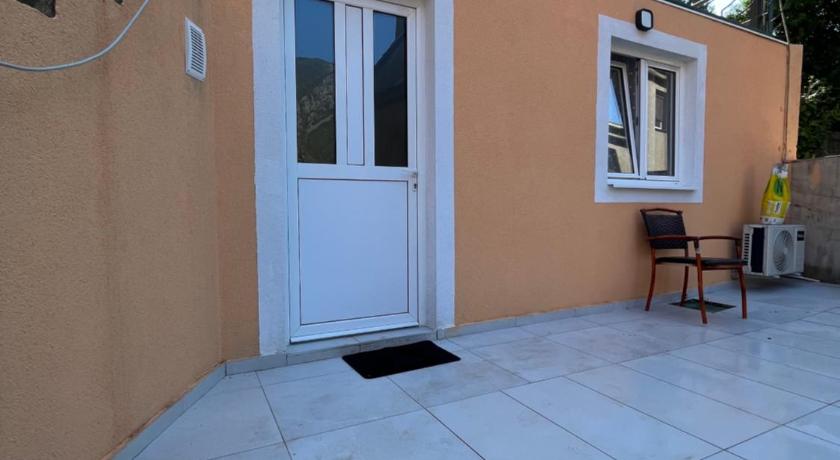 Villa Miramare , Dobrota seafront photo
