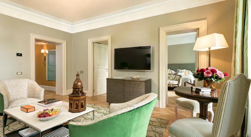 Image of Suite with Garden View 4