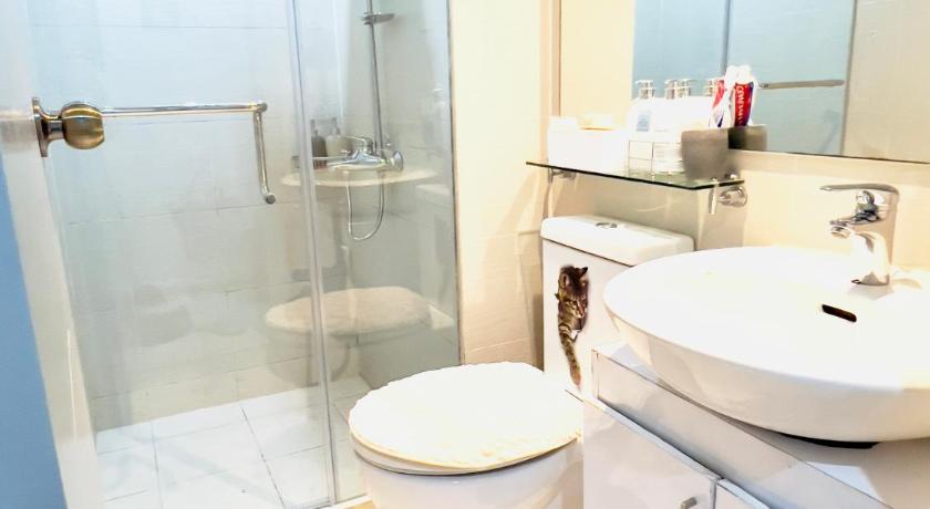 Azure Urban Resort Residences - The Paris Hilton Beach Club photo