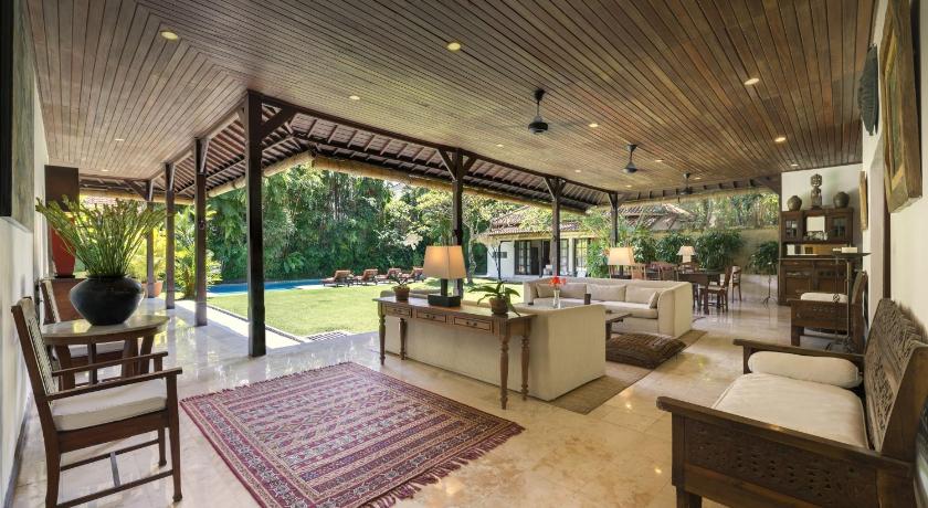 Villa Eight - image 23