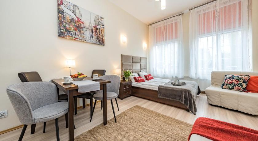 Apartamenty Przytulne Starowka Old Town Ogarna — Hotel in Gdansk