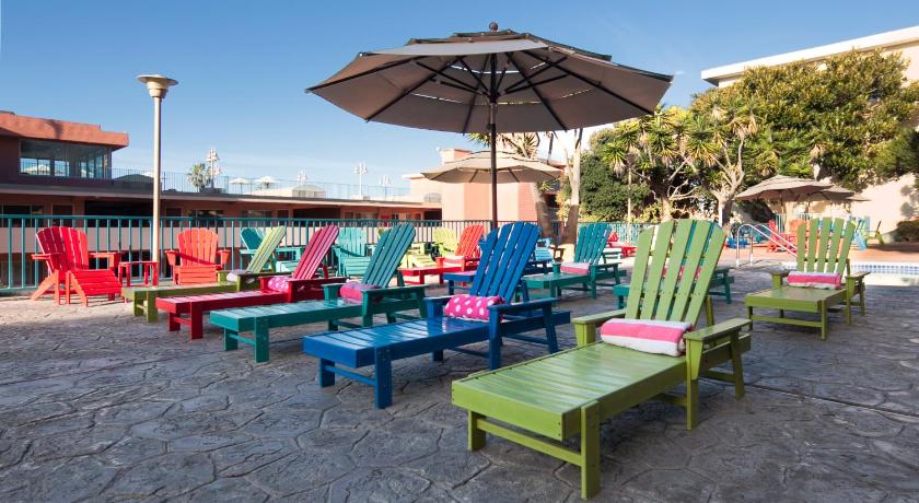 La Jolla Cove Suites photo