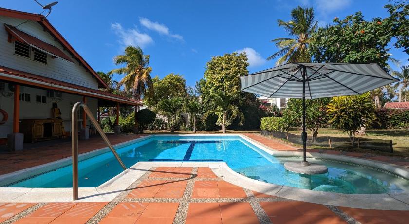 Capi´s Place — Hotel in San Andres Island