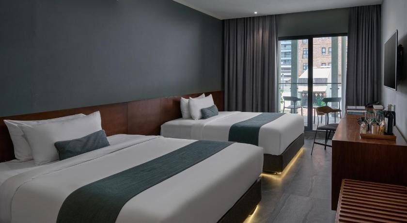 Image of Superior City View Twin 3