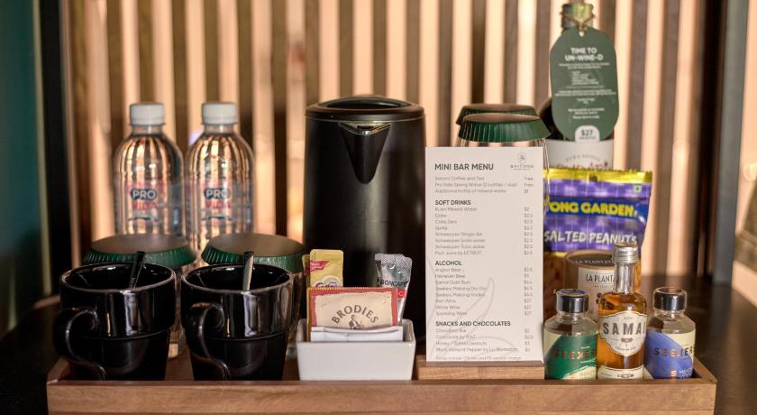 Image of Superior Pool View Room 9