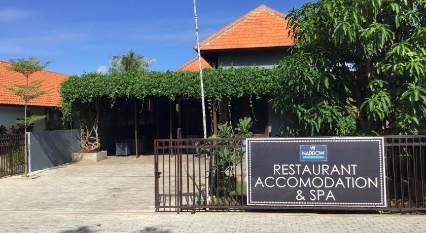 Casa Narrow Villa photo
