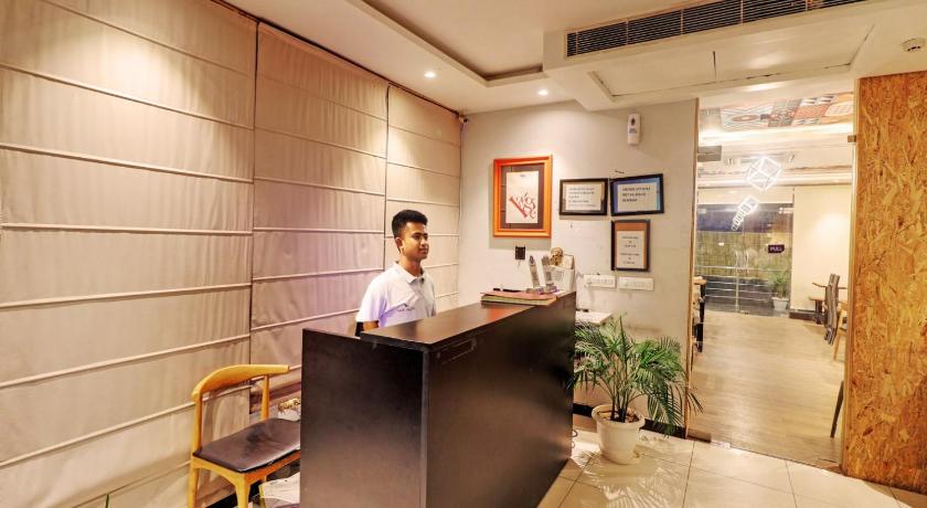 Hotel Mystic Inn photo