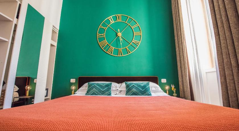 Image of Deluxe Room 12
