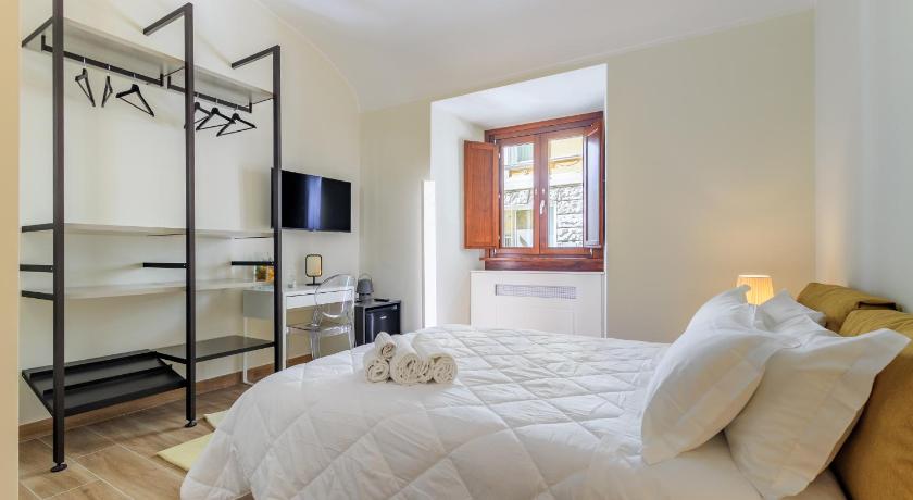 Mater Rooms & Suites