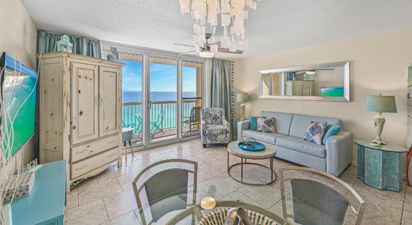 Image of Apartment with Sea View 5
