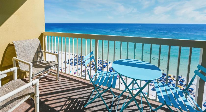 Image of Apartment with Sea View 1