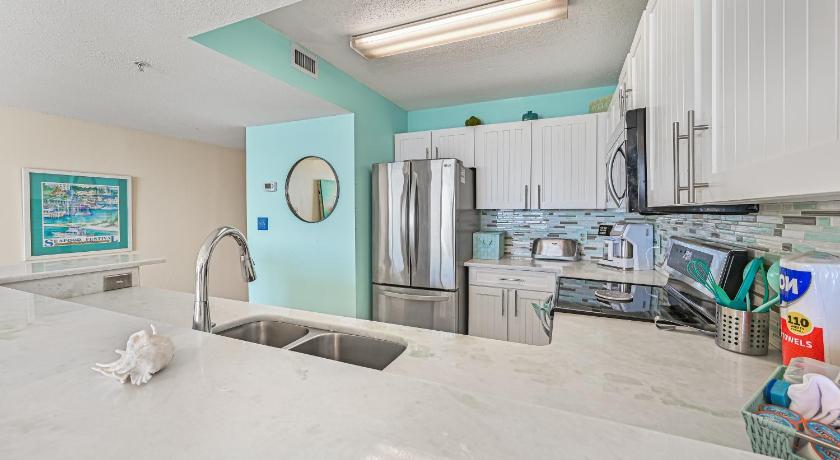 Image of Apartment with Sea View 17