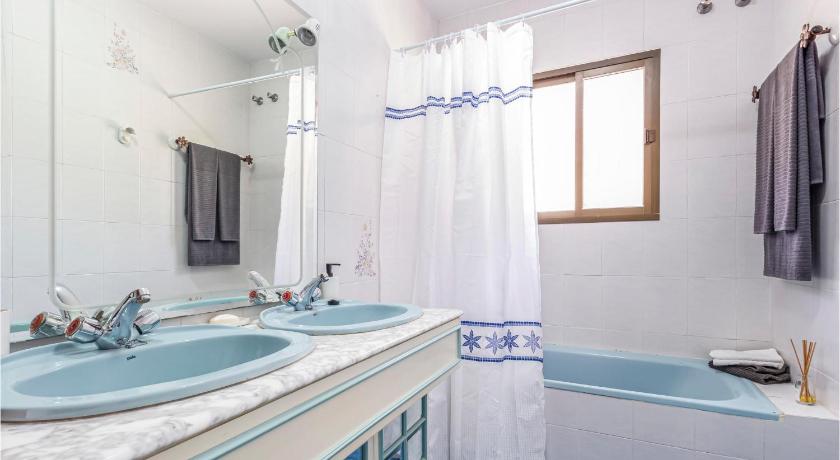 Nice Home In Alhaurin De La Torre With Wifi, Private Swimming Pool And Outdoor Swimming Pool photo