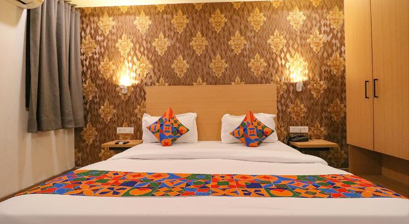 OYO Townhouse 118 Gagan Vihar Near V3S Mall photo