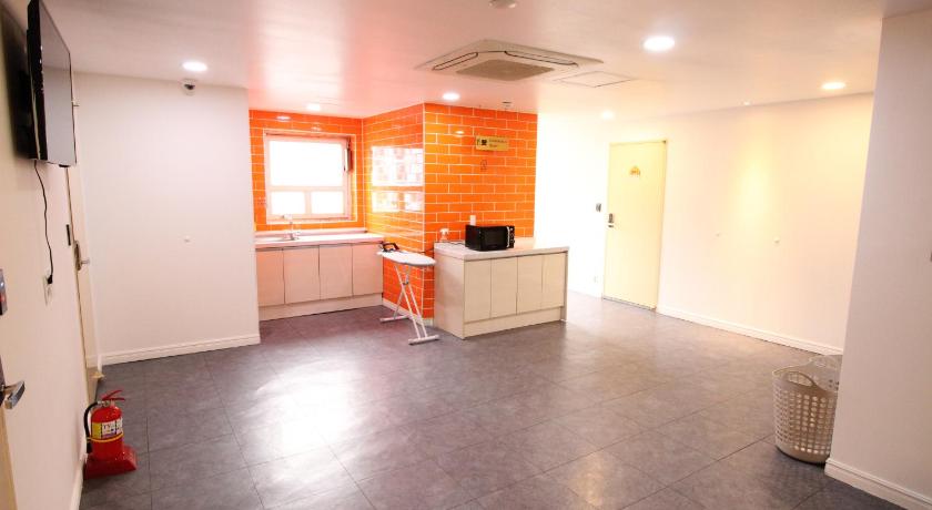 Seoul Stay in Blue 2-Star Hotel view