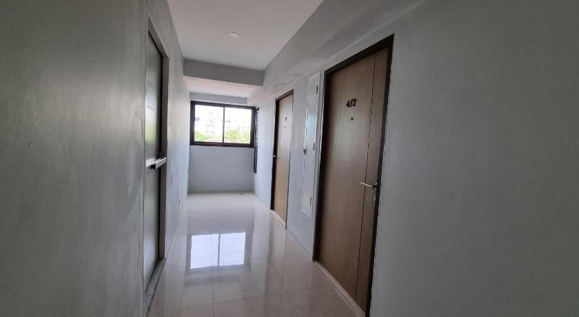Tiara Place - image 5