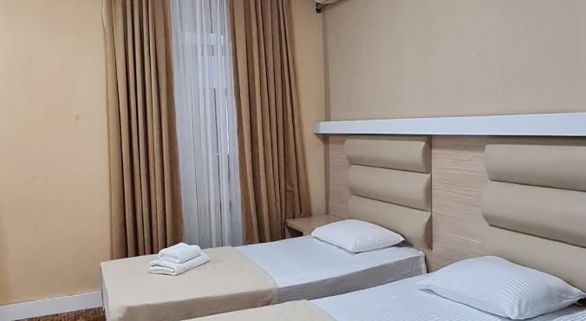 Hotel Genatsvale photo