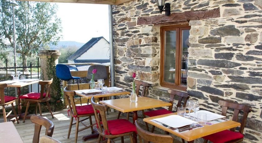 ムルー Valfrescos - Lac de Guerledan 3つ星 ホテル ロビー