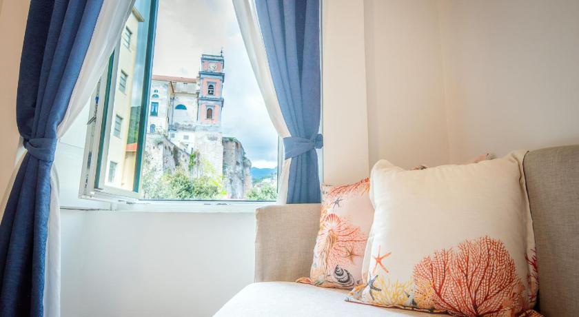 CVM Mare Luna Guest House