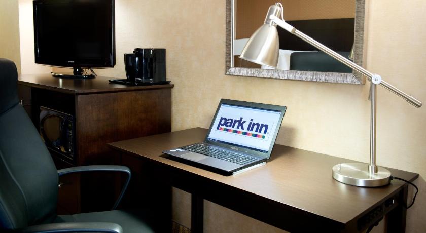 Park Inn by Radisson Toronto-Markham