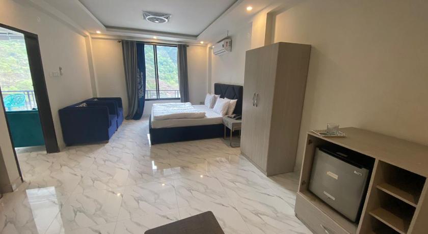 La Orilla Hotel & Restaurant photo