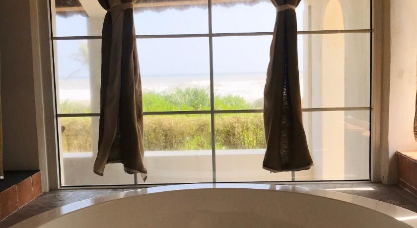 Image of Deluxe Family Ocean View 2