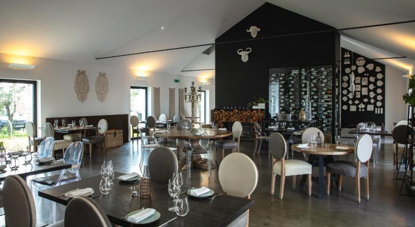 バイアン Torre de Palma, a Member of Design Hotels 5つ星 ホテル プール