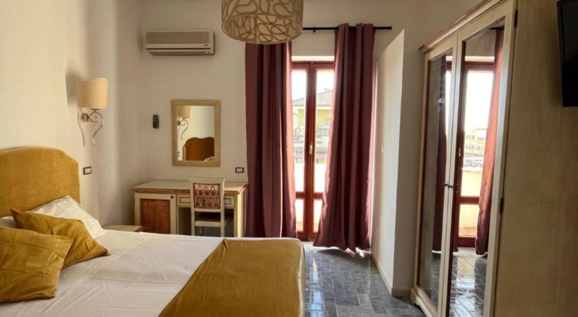 TC HOTEL