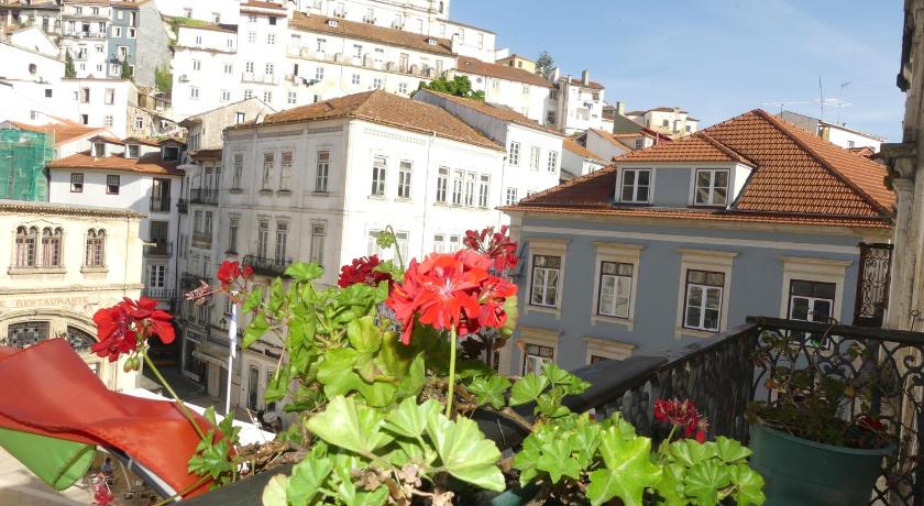 Coimbra Pensao Santa Cruz 2-Star Hotel suite