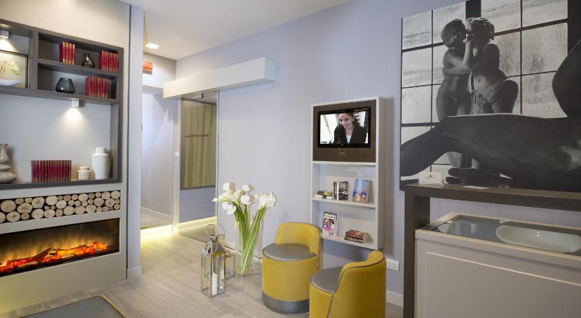 ローマ San Carlo Suite 5つ星 ゲストハウス ロビー