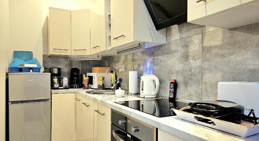 GAJ Apartment - Air condition - Free Parking photo