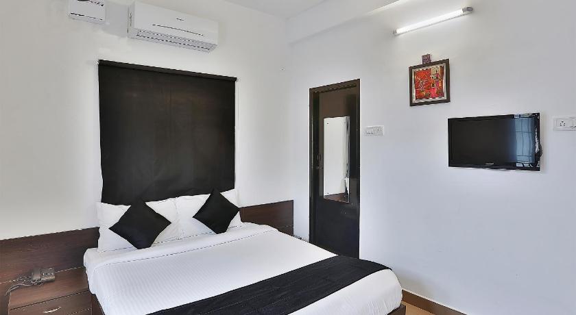 OYO Elite Residency Near Chennai International Airport photo