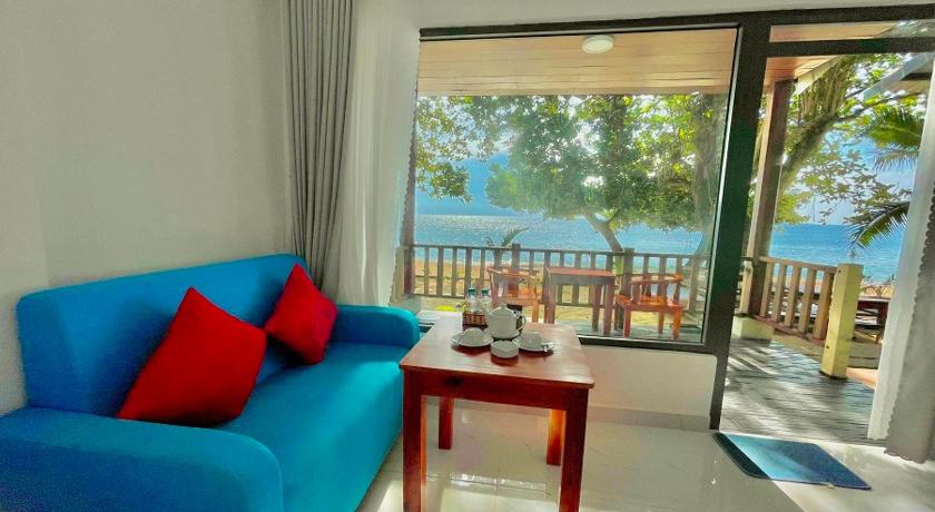 Image of Superior Bungalow - Beachfront 10