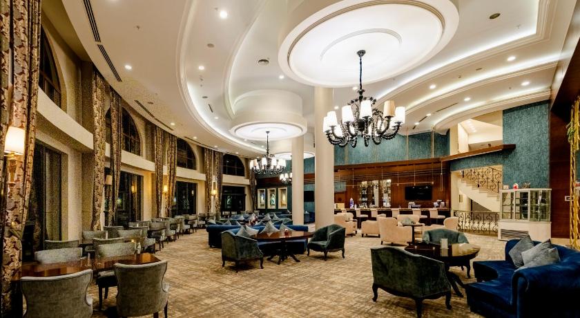Wellborn Luxury Hotel - image 2