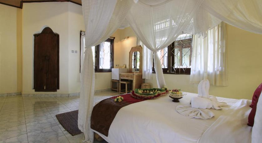 Nick's Hidden Cottages Hotel
