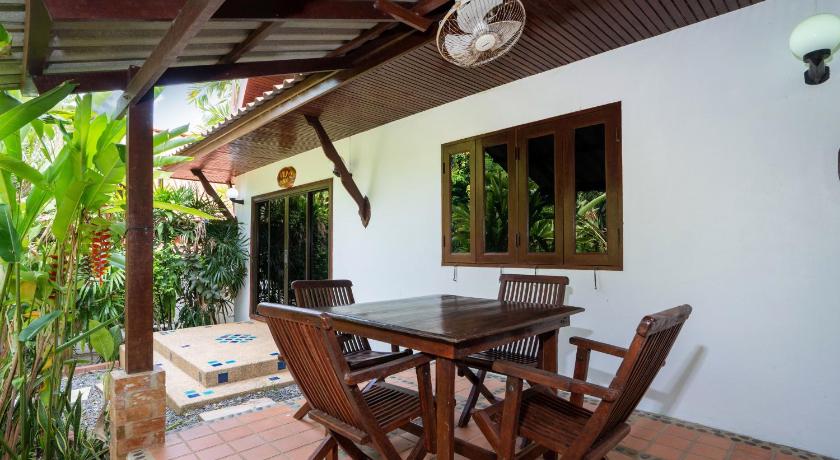 Thai Jacuzzi 2BR Villa Nikkie 2 in Tropical Nature - image 9