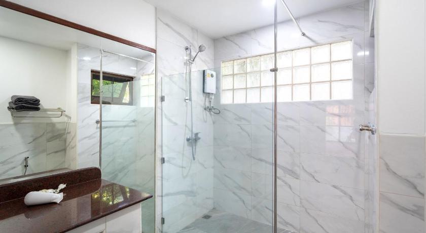 Thai Jacuzzi 2BR Villa Nikkie 2 in Tropical Nature - image 12
