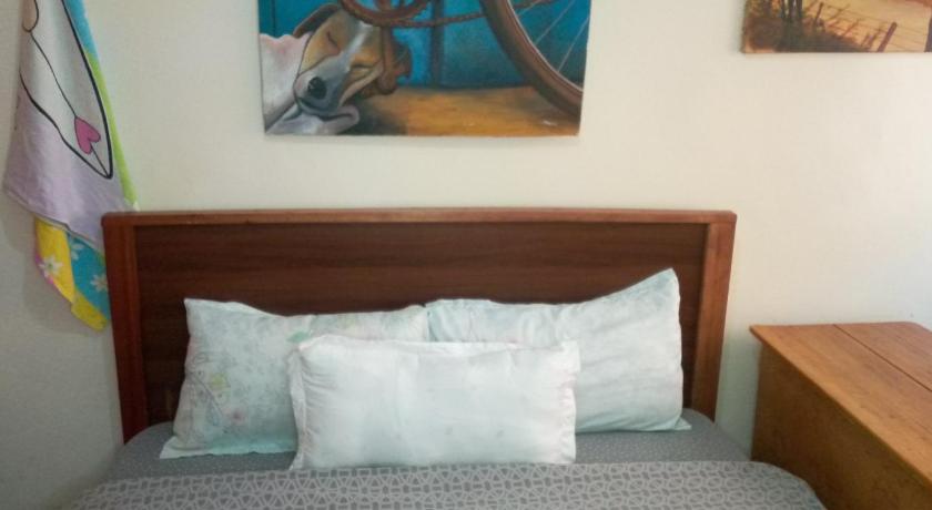 1 BD TRM Drive. WiFi &amp; DSTV. Spacious &amp; Quiet. Discrete location. Flowing Water &amp; Reliable Power. — Hotel in Nairobi