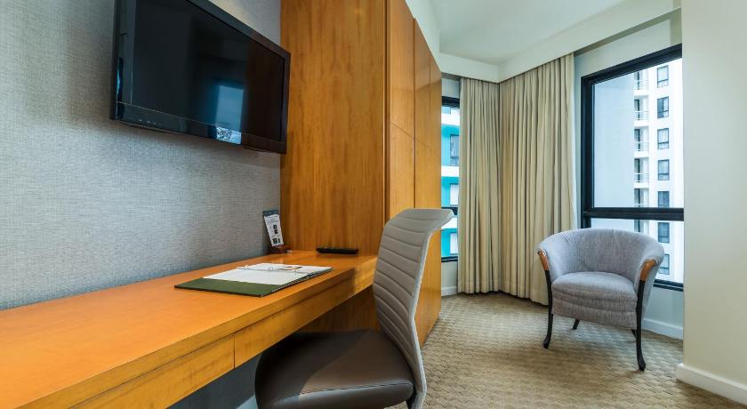Image of Deluxe One-Bedroom Twin 11