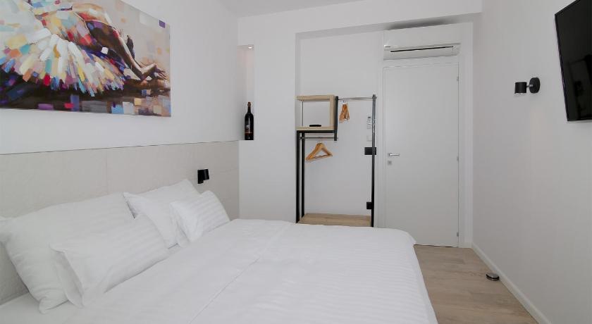 Luxury Amarin Apartment photo