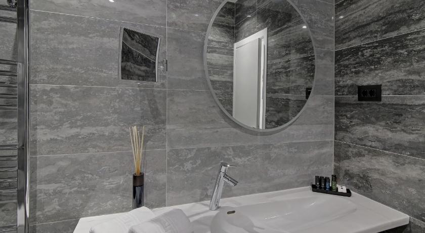 Luxury Amarin Apartment photo