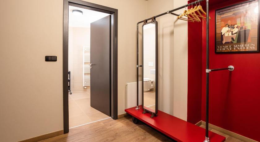 Image of Family Suite 9